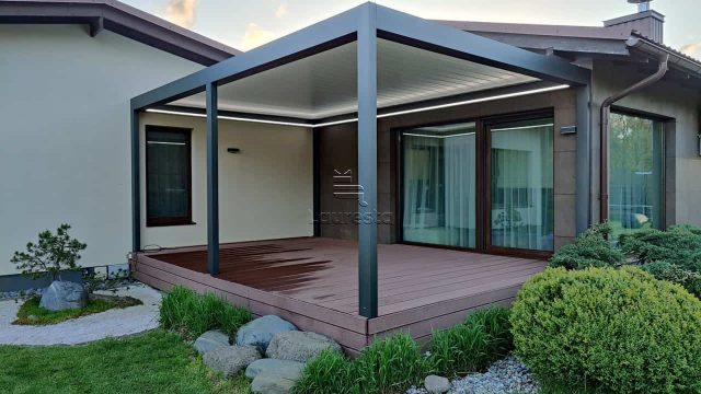 bioklimatine pergola terasa lauko roletai